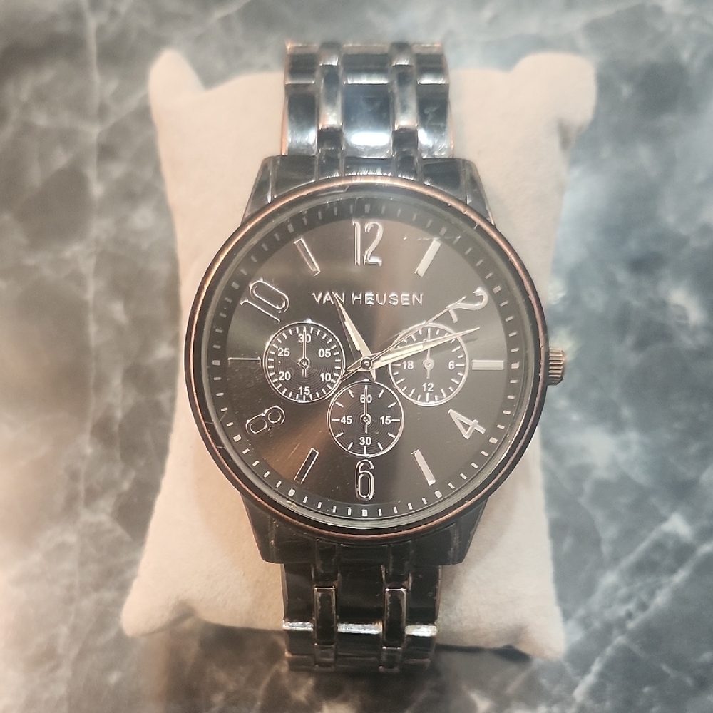 Van Heusen Black and Silver Chronograph Watch